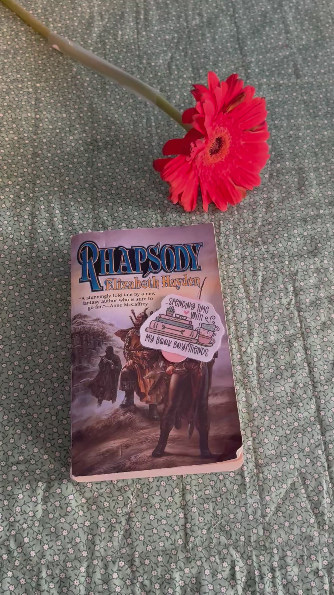 Load video: Calling all bookworms! Meet the bookmark that’s as devoted to your reading journey as you are. With a clever folding magnet that lovingly clings to your page, you’ll never lose your place—no matter how deep into the story you go. Plus, the magnet comes in surprise colors to add a little extra charm to your chapter breaks!